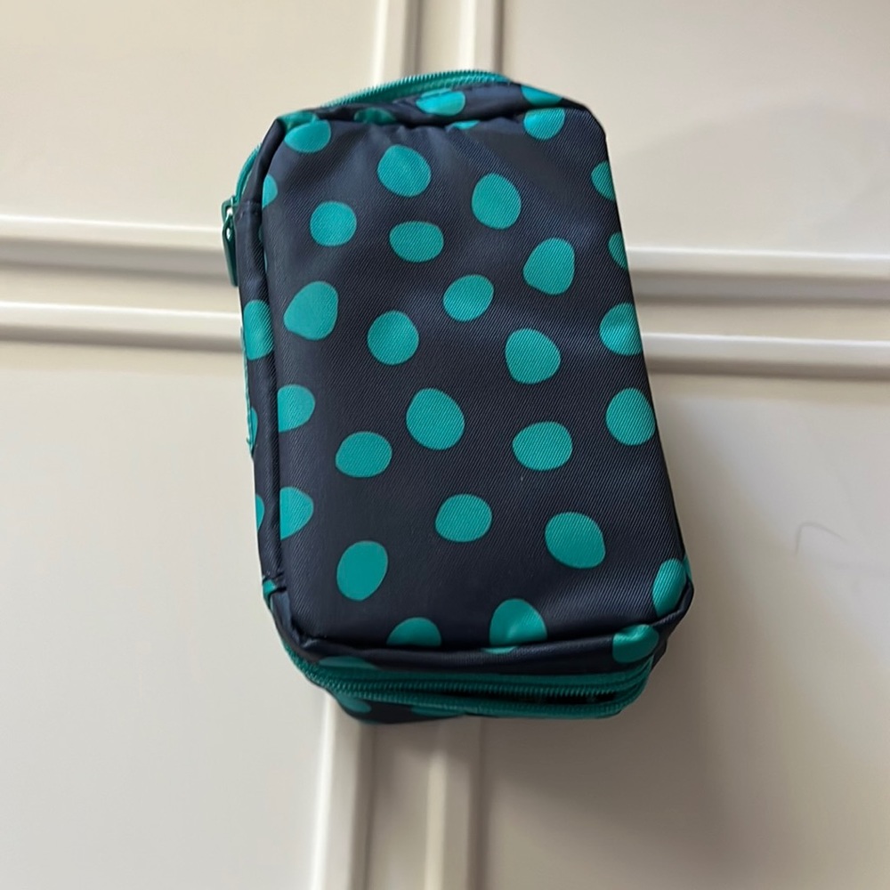 Travel jewelry case